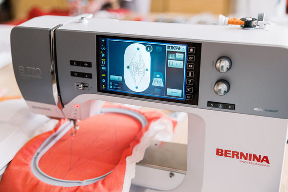 BERNINA 770 QE PRO with Embroidery Combi Deal