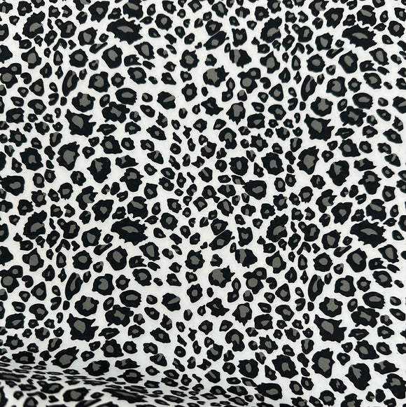 Animal print, shower-proof, 150cm wide, 100% polyester